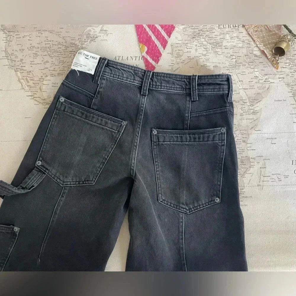 We The Free Loren High Rise Carpenter Barrel Jeans New with Size Tag MSRP 148$ - Picture 5 of 11
